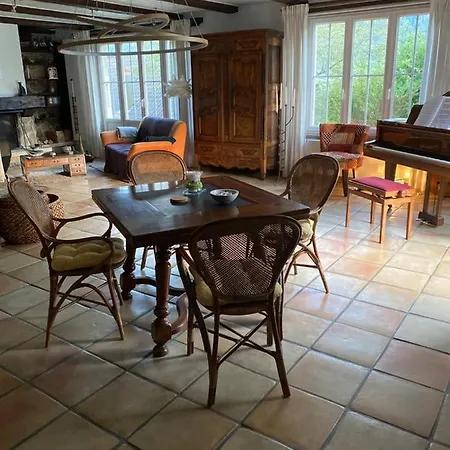 La Maison Du Petit Bonheur Bed & Breakfast