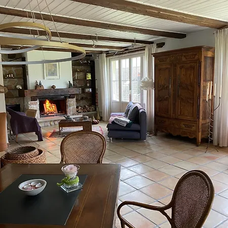 La Maison Du Petit Bonheur Nocleg ze śniadaniem 3*